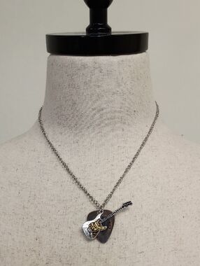 Guitar Heart Pendant Necklace Silver Gold Tone Music Charm Chain Y2K